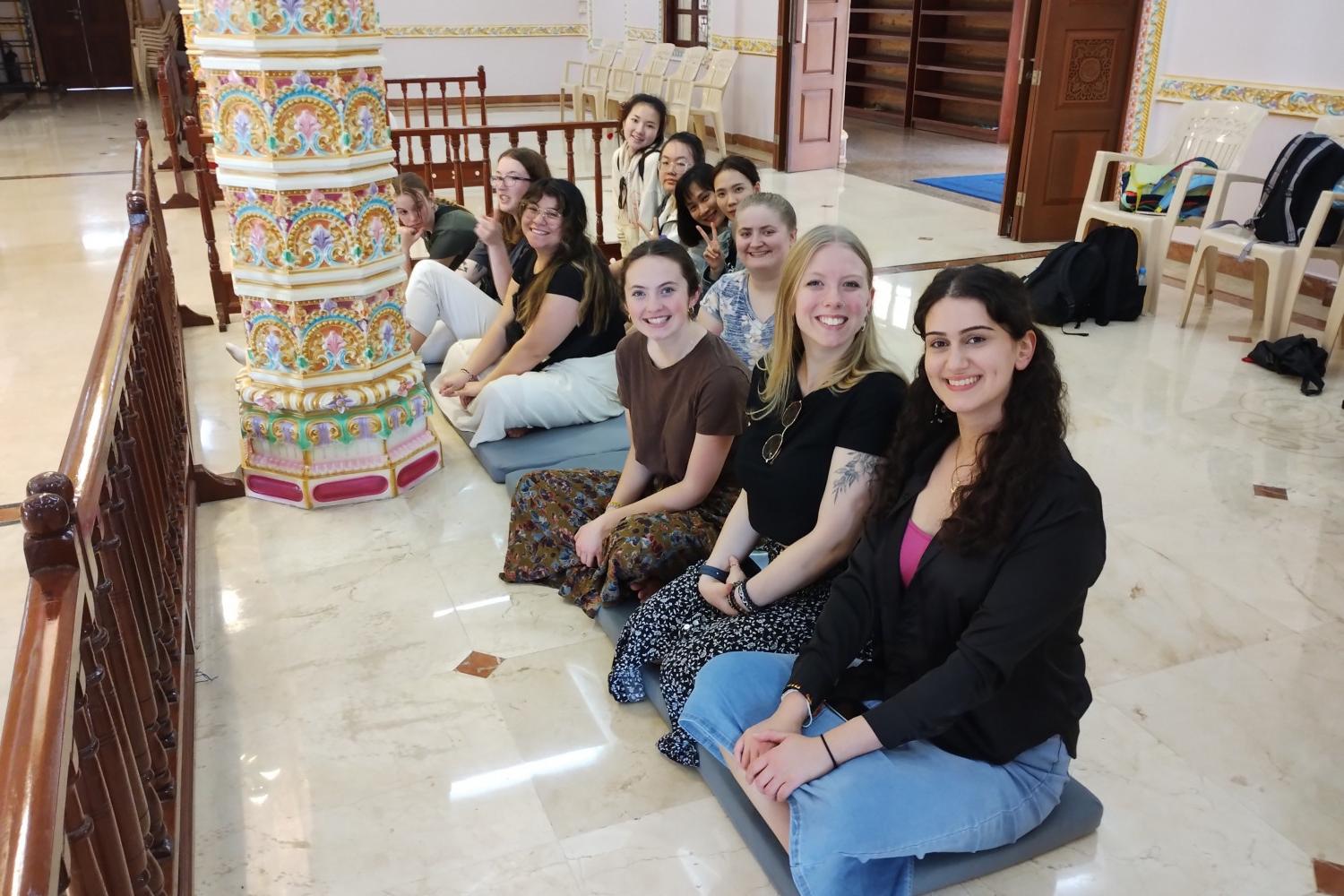 Inside a Hindu Temple in Arusha, 坦桑尼亚.